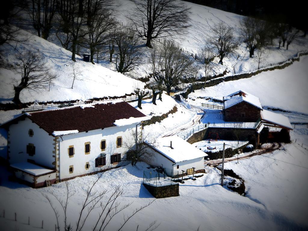 Casa Rural Urruska Елисондо Екстериор снимка