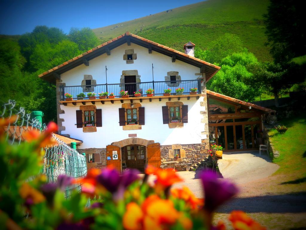 Casa Rural Urruska Елисондо Екстериор снимка