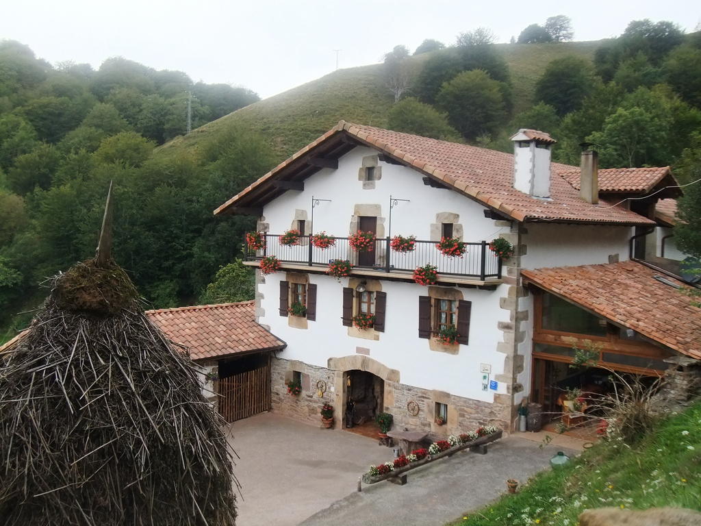 Casa Rural Urruska Елисондо Екстериор снимка